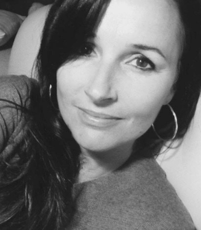 'Big love for Bec': support grows for muso battling cancer