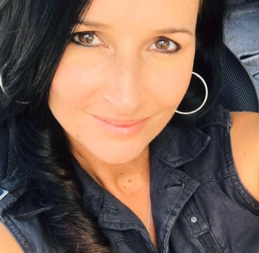 'Big love for Bec': support grows for muso battling cancer