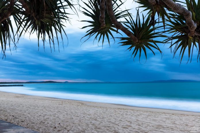 Sunshine-Coast-News-Noosa-Stormy-deserted-Jo-Laidlaw