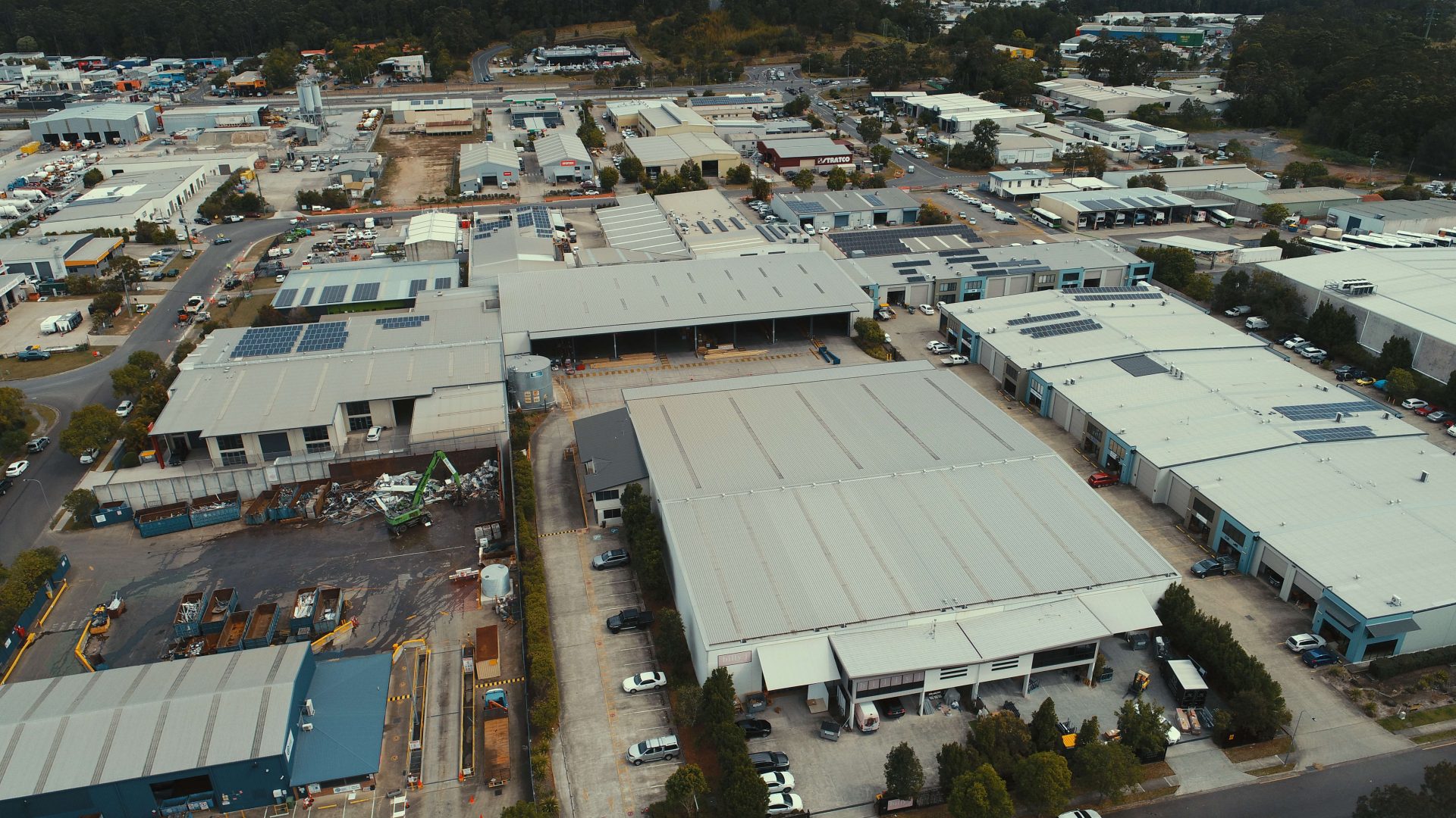 Hardware expansion gives vital industry 'security' in tough times