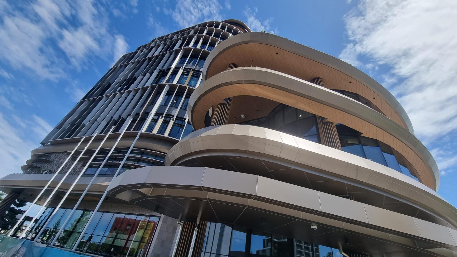 Does City Hall pass the allimportant pub test?