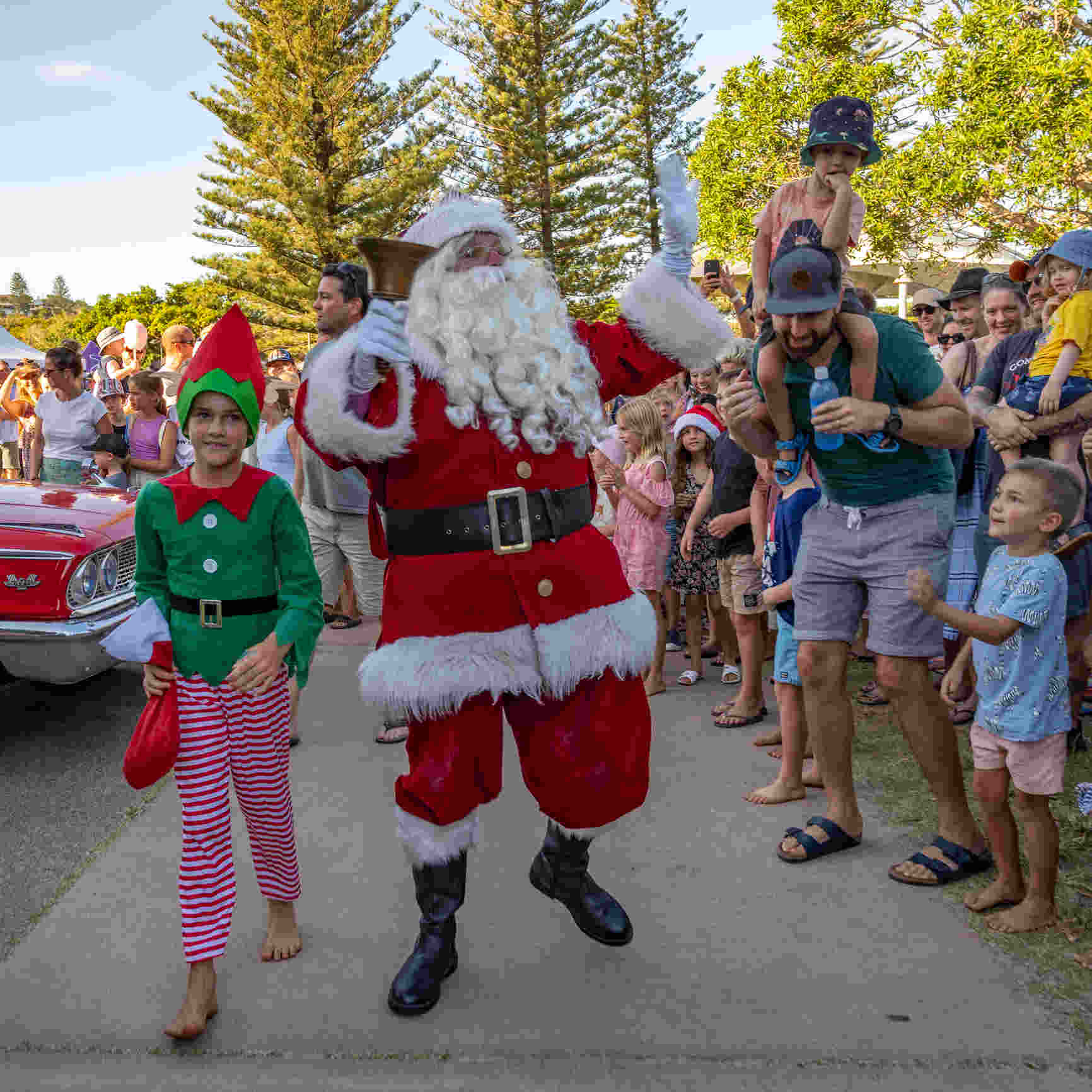 Special skydiver to return at region's longest running carols