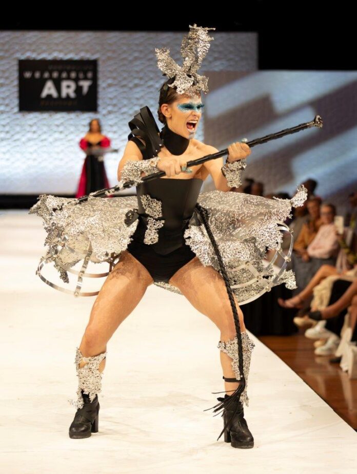 IN PHOTOS Art meets fashion at gala night