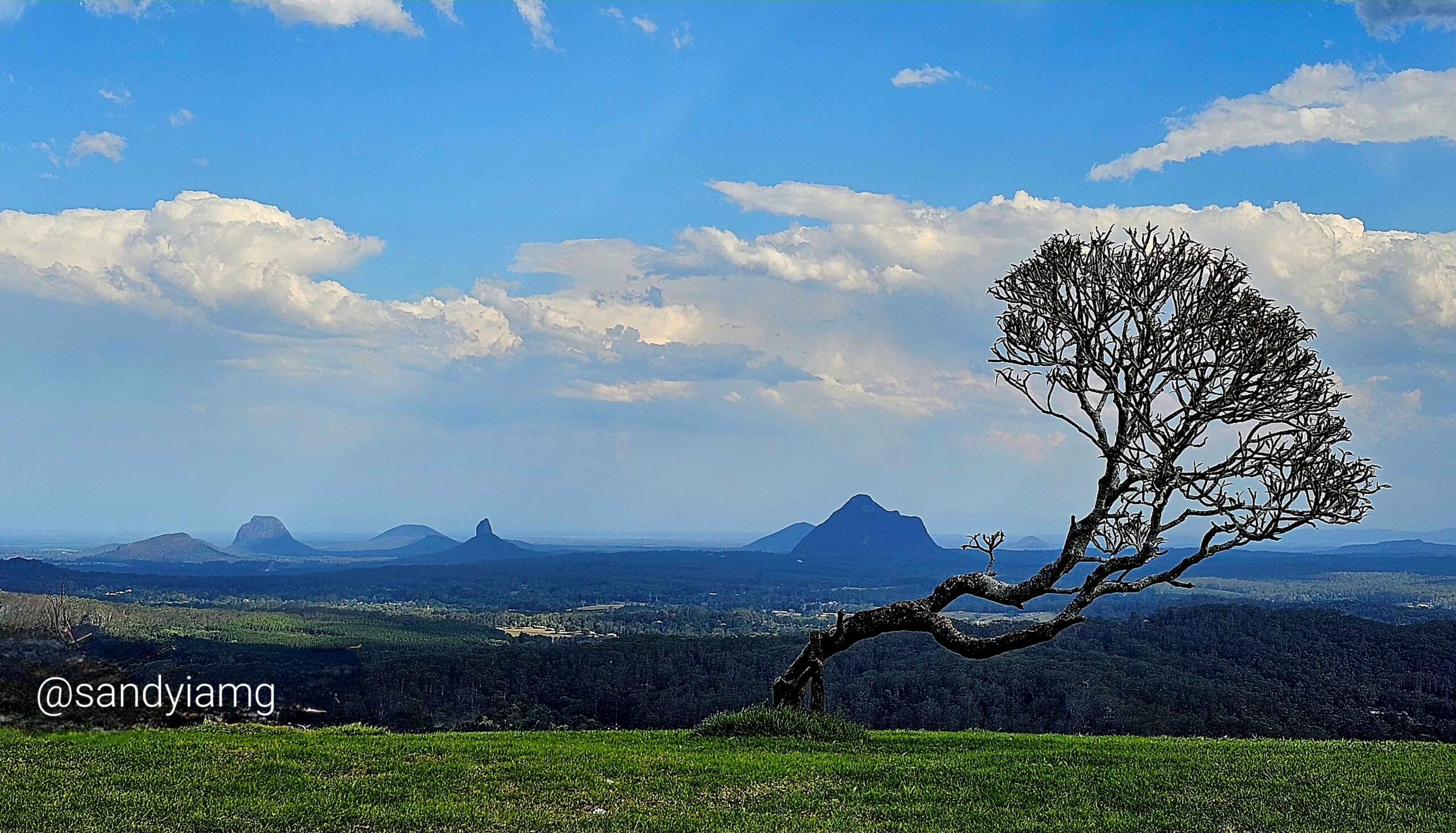 Photo of the day: mighty mountains