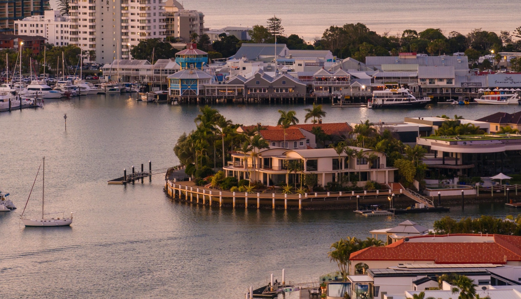‘Unheard of’: riverfront masterpiece with 83m of water frontage