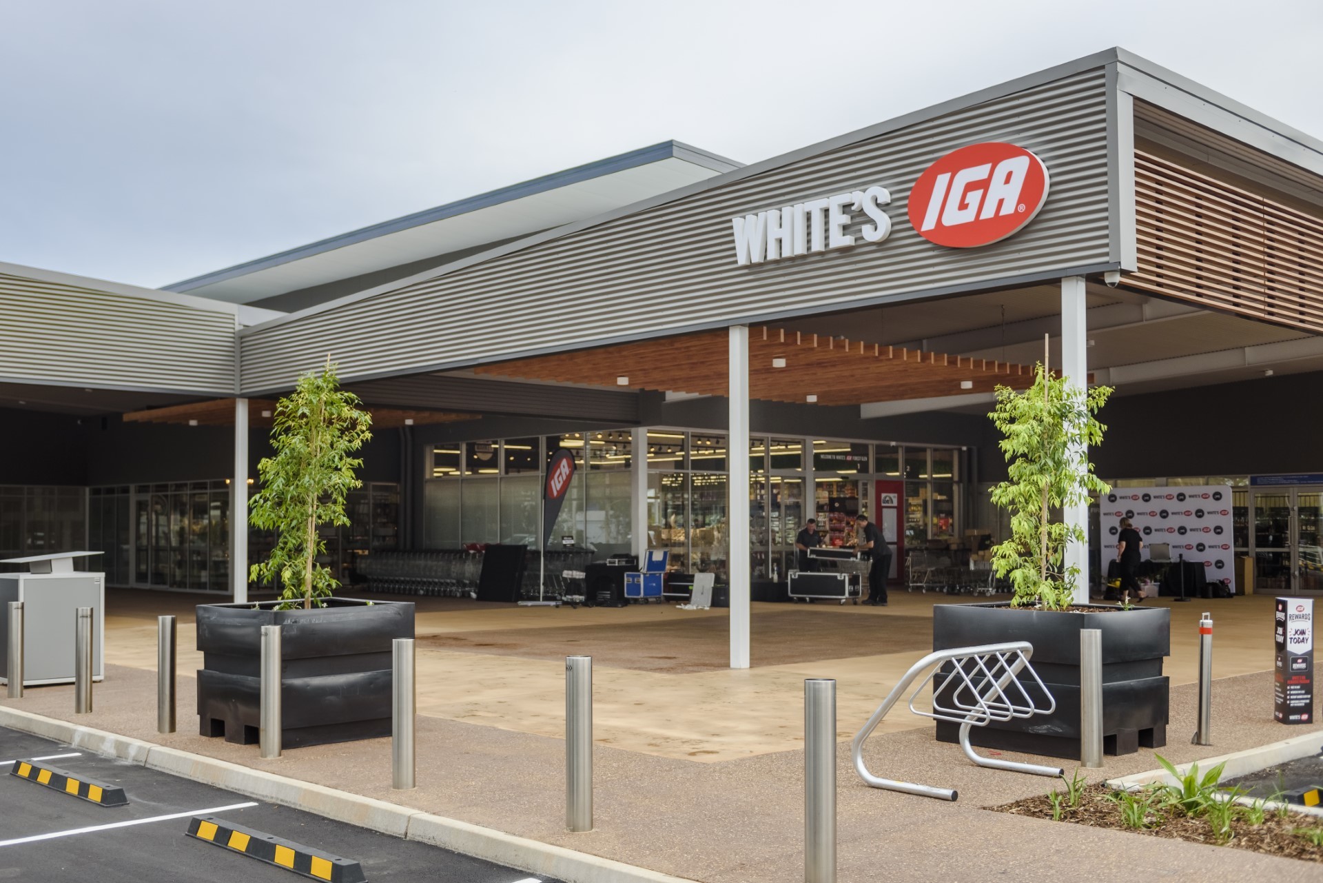 The front of the award-winning grocery store at Forest Glen.