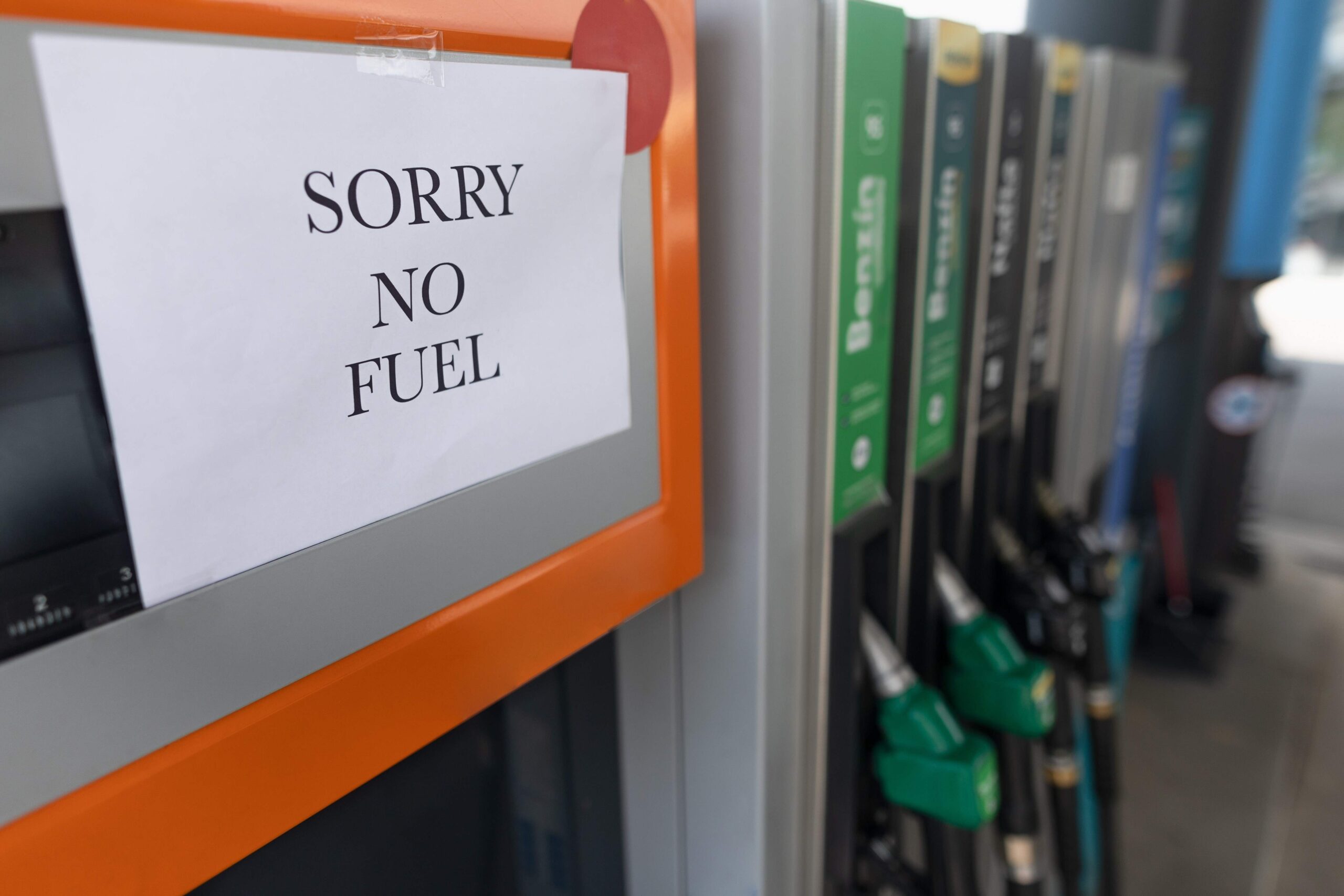 No fuel sign at an Australian petrol station