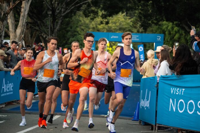 Runners in the Noosa Half Marathon.