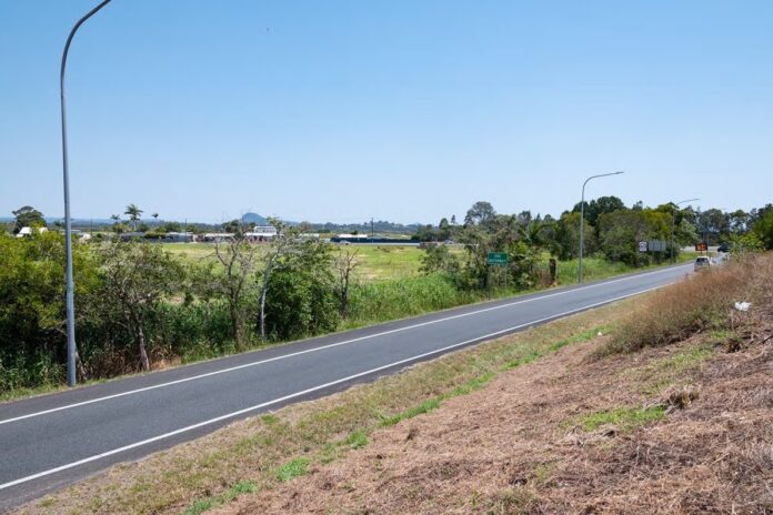 The site of the proposed service station, viewed from the motorway. Picture: Design + Visual Communication, Project Urban.