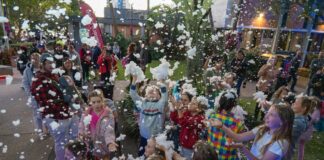 Kids playing in the 'snow' at one of the Sunshine Coast's many winter events.