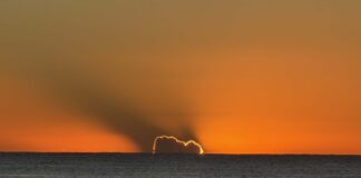 Photographer Daniel Mulder sunrise at Buddina Beach