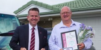 Jarrod Bleijie and Free Little Pantry Founder Wayne Hunt