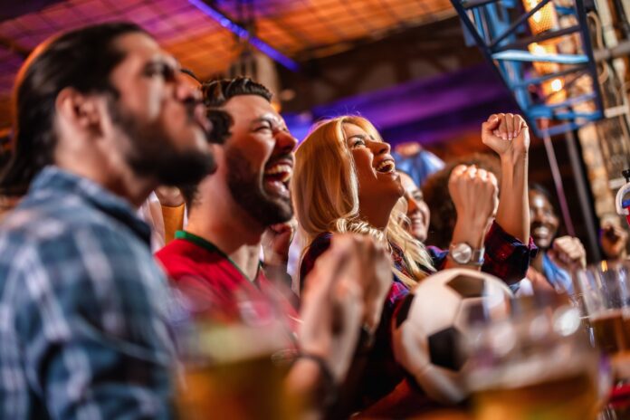 People at a bar.