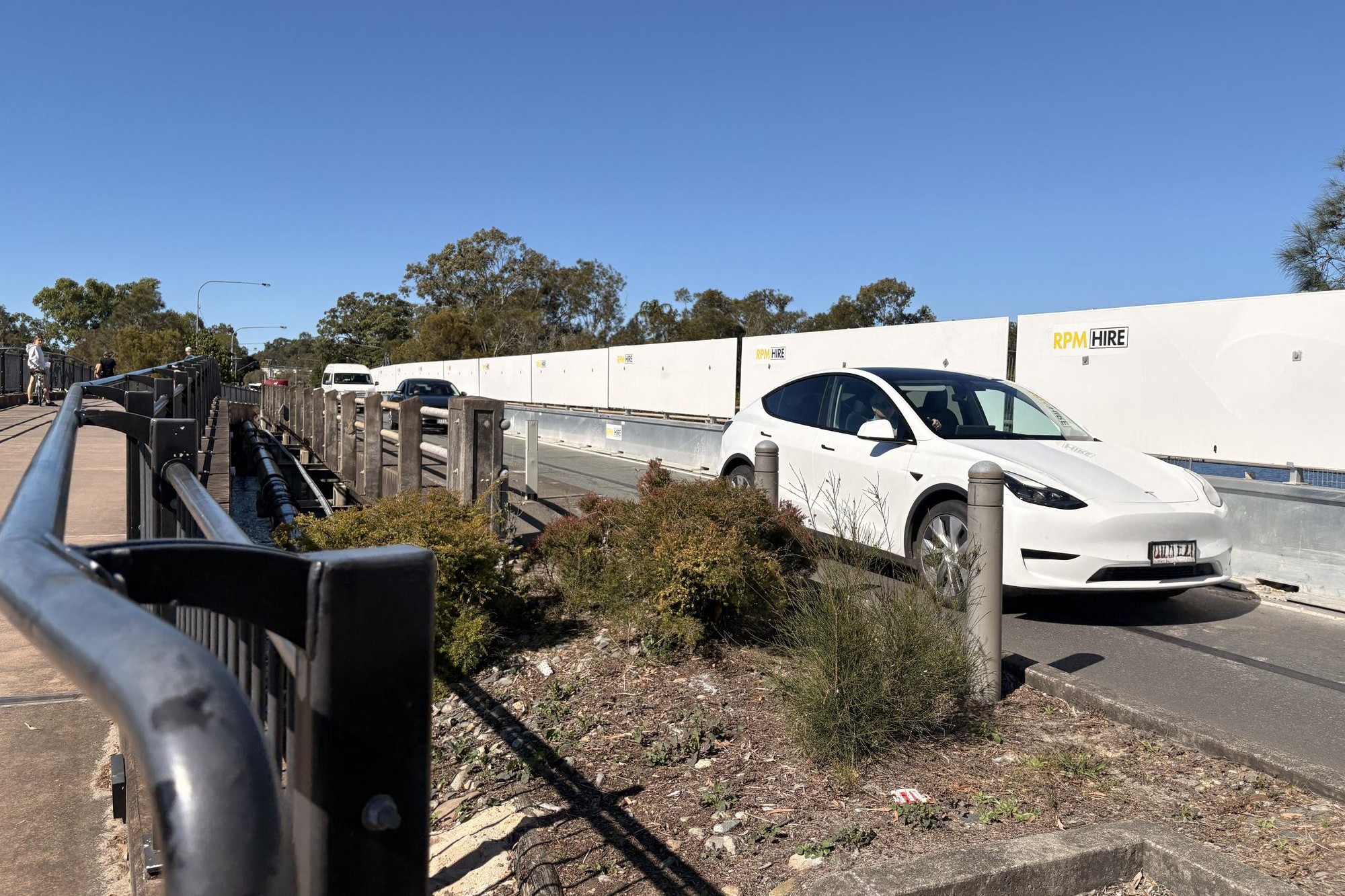 Vehicles cross the open lane on the Doonella Bridge on Monday.