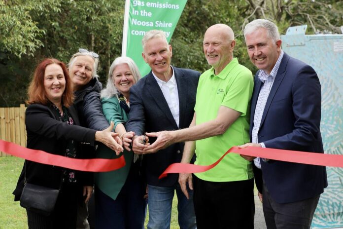 Senator Anthony Chisholm, Noosa Mayor Frank Wilkie Wilkie and councillors cut the ribbon to the battery.