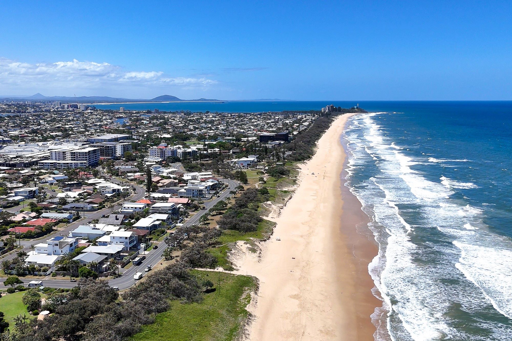 Image showing Pacific House's proximity to the beach.