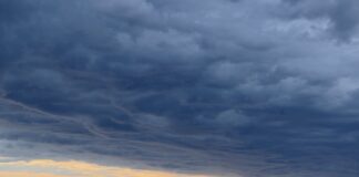 Photographer Barbara Edmiston storm Maroochy Riverfront