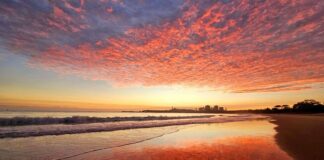 Photographer Helen Browne Mooloolaba Beach sunrise