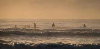 Julianne Hutley surfers Alexandra Beach