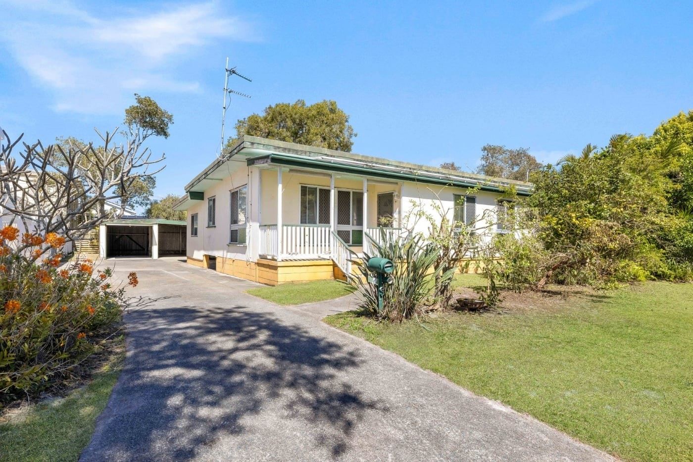 A contemporary photo of 4 Gothic Pde, Currimundi