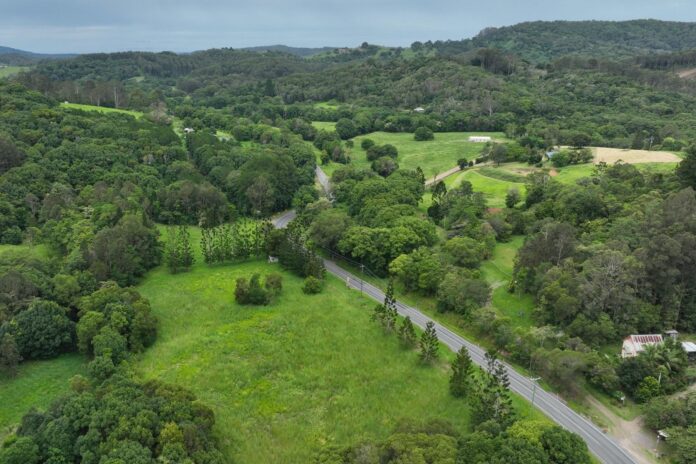 An aerial photo of Kin Kin Road.