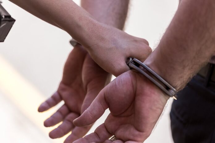 hand handcuff