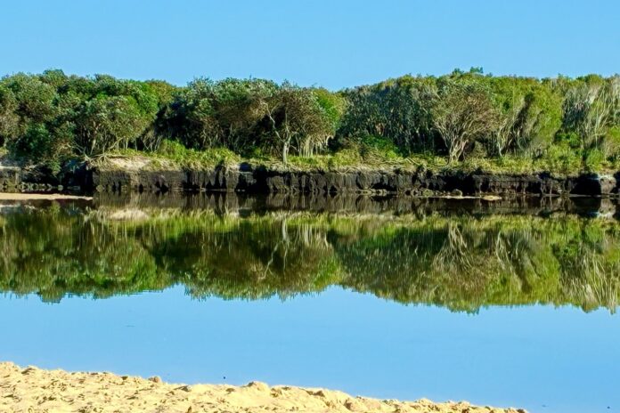 Reflection from Currimundi Lake