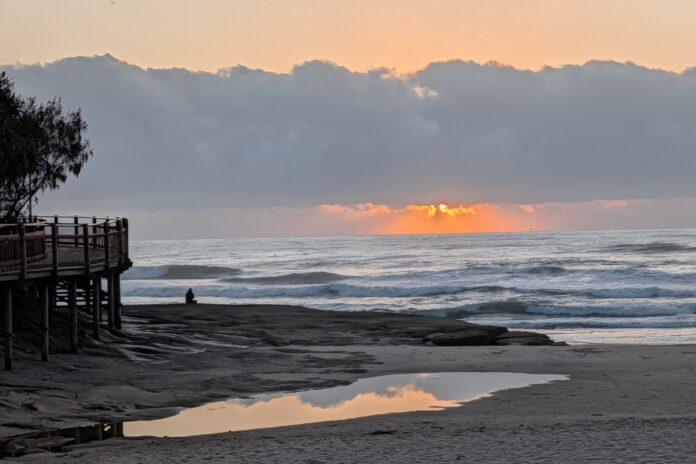 Happy Valley at dawn. Photographer Debra Fraser