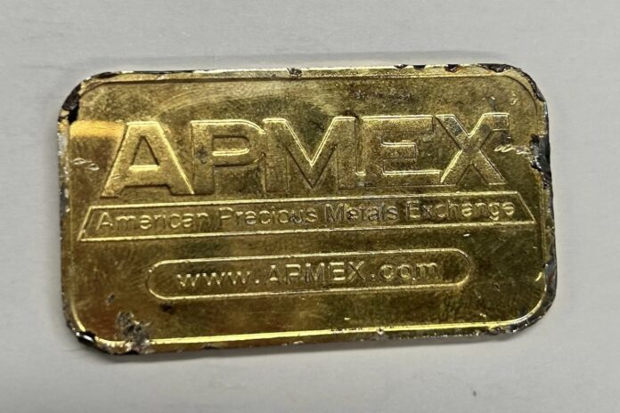 A gold metal bar was reported found on the Sunshine Coast.